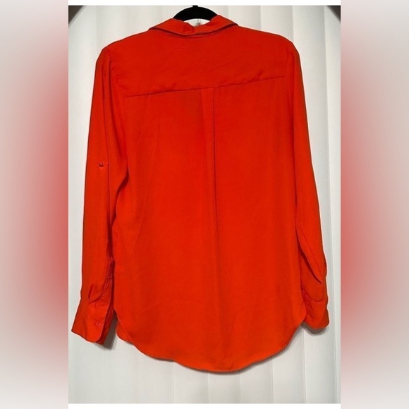 Massimo 🔥 beautiful red/orange color- button down dress blouse - Size Medium - Picture 3 of 6